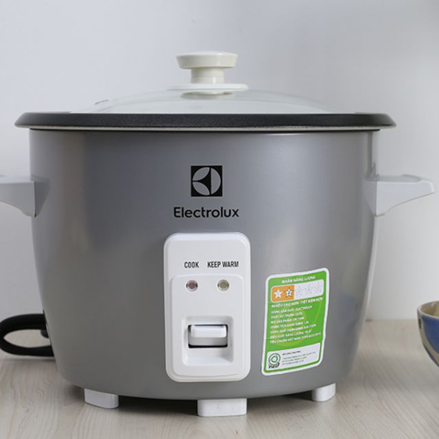 Nồi cơm điện Electrolux 1.8 lít ERC1800 | BigBuy360 - bigbuy360.vn