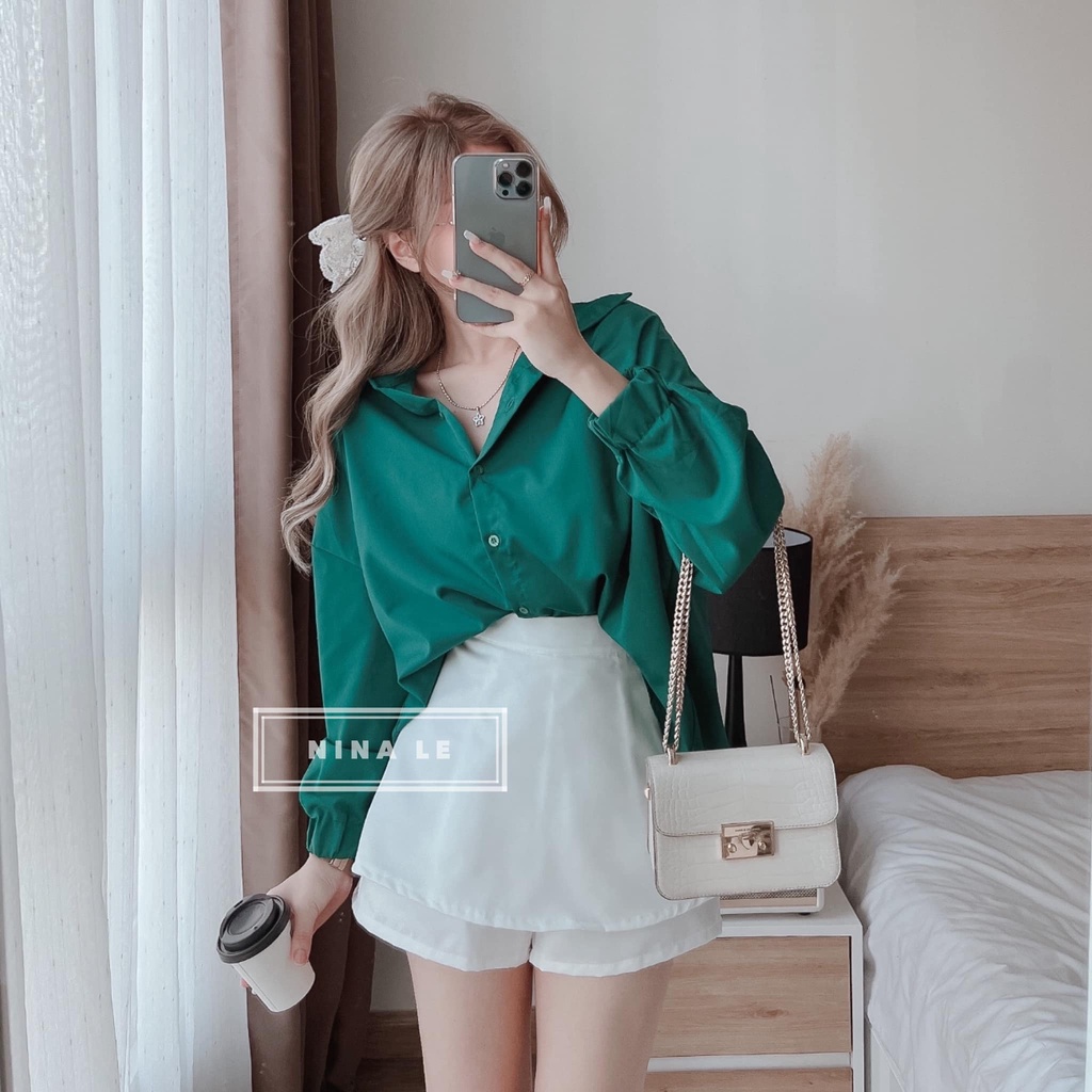 Sét bộ đồ nữ áo sơ mi xanh thanh lịch phối quần đùi xếp tầng duyên dáng giúp nàng nổi bật đi chơi, đi biển