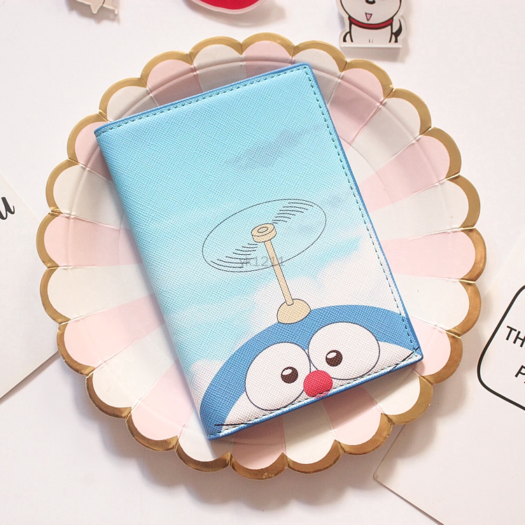 Ví đựng hộ chiếu / thẻ ngân hàng đa năng in hình Doraemon dễ thương