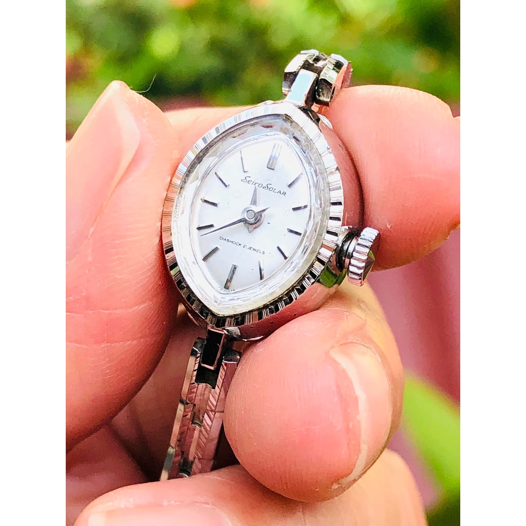 Đồng hồ nữ hiệu Seiko chính hãng, dây thép không gỉ, hàng đã sử dụng
