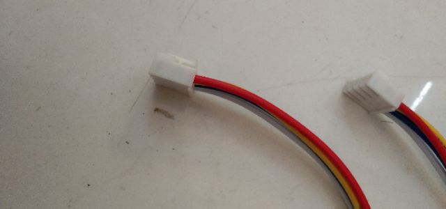 2 sợi dây bo công suất 4 pin dài 22cm giá 30 k