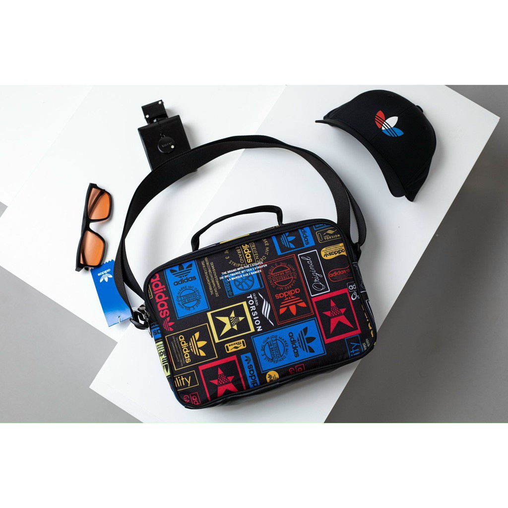 TÚI ĐEO CHÉO CẶP CHÉO ADIDAS FULL COLOR CHẤT VẢI POLYESTE CAO CẤP, TÚI THOIW TRANG AD1A21 FULL COLOR