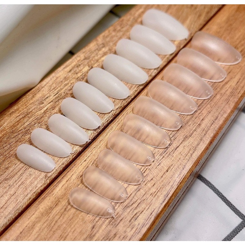 Móng úp hsm fom hàn (hạt na)