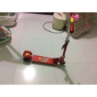 Xe scooter cho bé