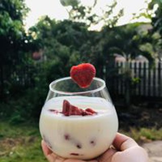 Dâu tây sấy lạnh Đà Lạt