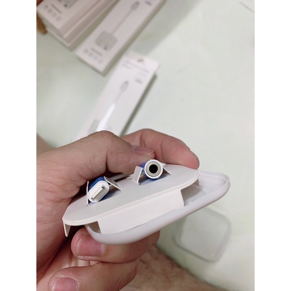 Jack Chuyển đổi tai nghe sang 3.5mm có mic kèm chân sạc Cần bật Bluetoothh