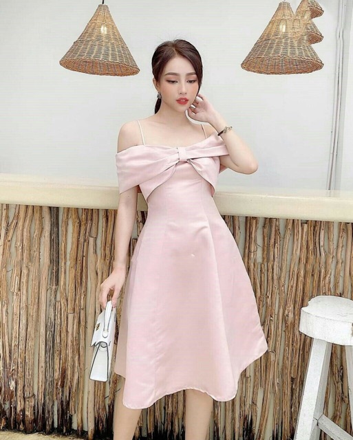 Đầm nơ trễ vai