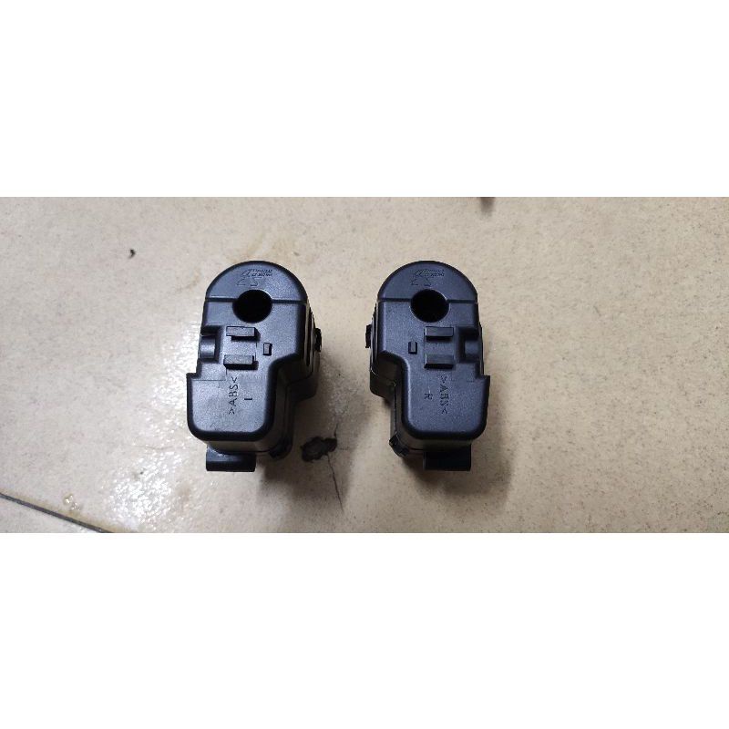 Mô tơ gập gương xe Kia Soluto