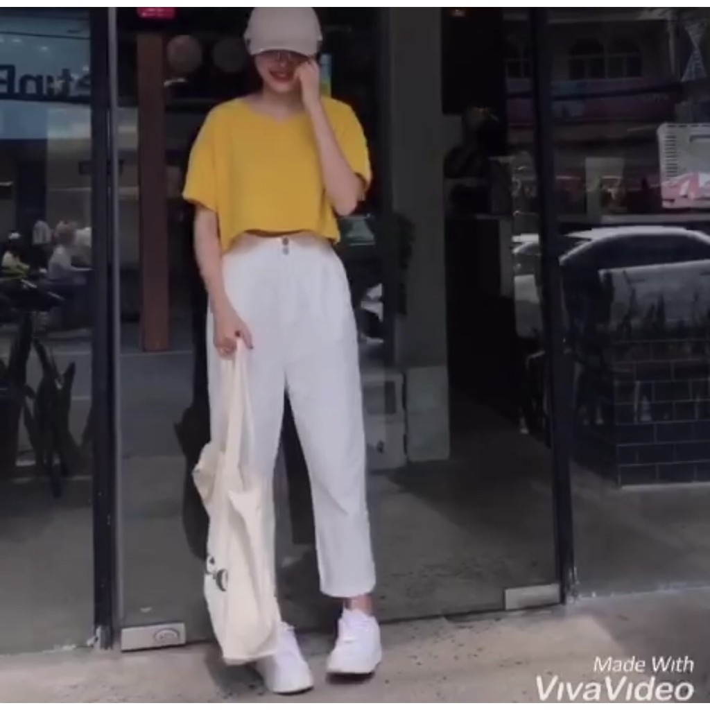 ÁO CROPTOP CỔ TIM VÀNG ĐỘC LẠ