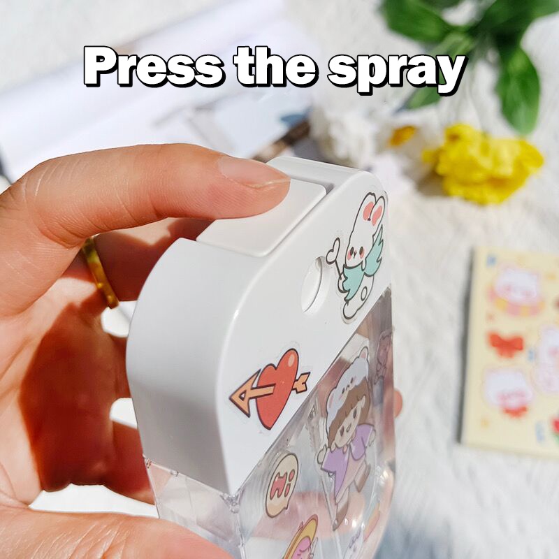 Bình Xịt Mini Hình Hoạt Hình Kèm Phễu Dán Tiện Dụng Mang Theo Du Lịch Ngoài Trời
