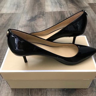 Giày Michael Kors Flex Kitten Pump Black Da Bóng