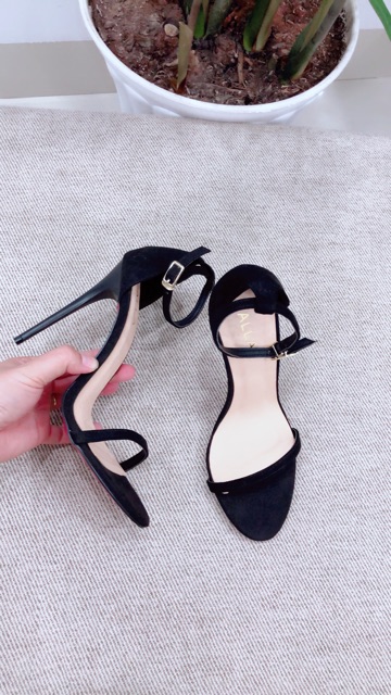 Giay Sandal 2 dây mảnh nude + đen ( ảnh thật ) | BigBuy360 - bigbuy360.vn