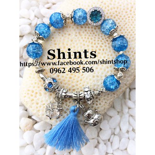 Vòng tay tuyết xanh dương thiết kế mix charm hợp kim si và tua rua
