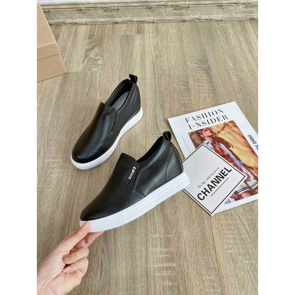 Giày slip on độn đế 7p da lì siêu nhẹ, giày sneaker nữ không cần buộc dây dễ phối đồ nữ đi làm đi chơi