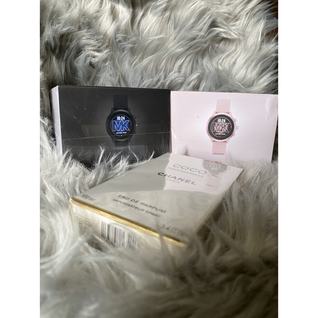 Đồng hồ Thông Minh Nữ Michael Kors - MKT5072 Siêu Sang Trọng Và Thời Trang