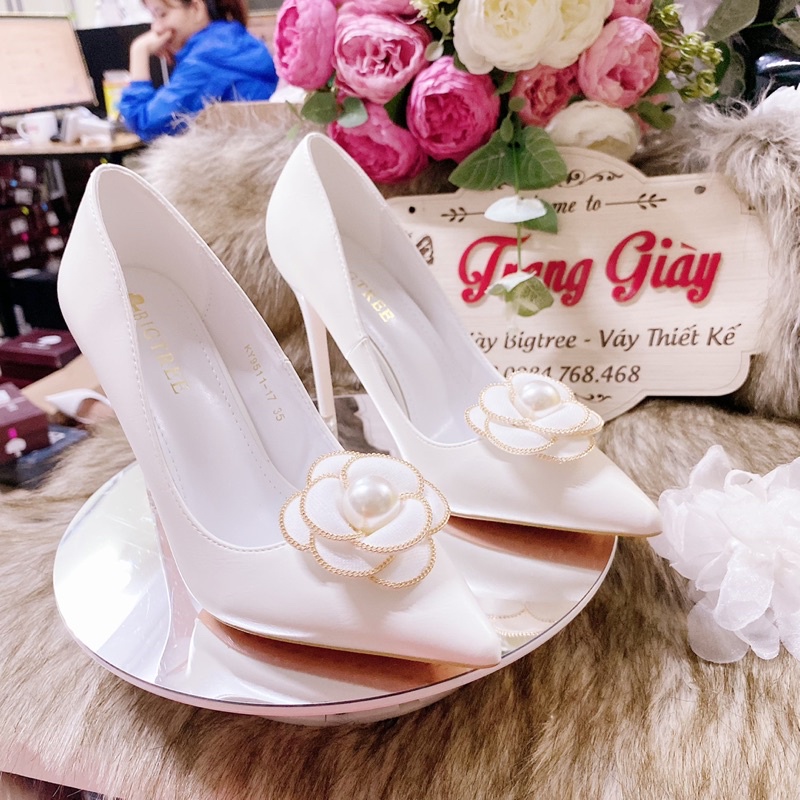 GIÀY THIẾT KẾ HANDMADE ĐÍNH HOA NGỌC CAO CẤP