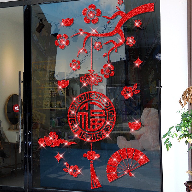 Decal trang trí tết - Cành Mai đỏ quạt Xòe nhũ kim tuyến đỏ