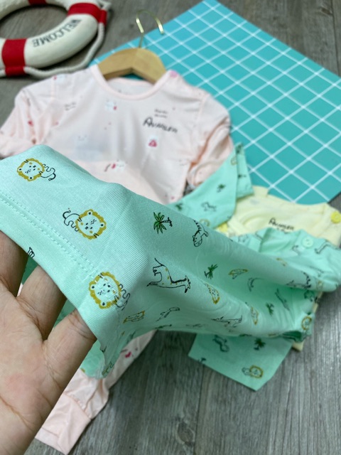 Bộ Cotton pettit cổ tròn Avarler