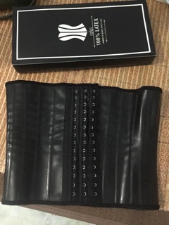 Latex Trang Cua
