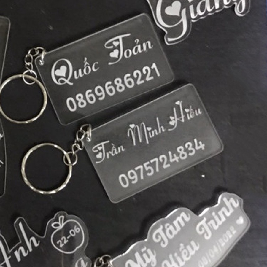 Móc khoá yêu thương khắc tên, câu chữ theo yêu cầu
