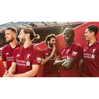 BỘ QUẦN ÁO SÂN NHÀ LIVERPOOL