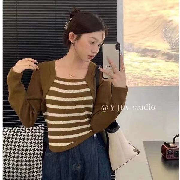 Áo Len Nữ Dài Tay Sọc Ngang Thời Trang Hàn Quốc