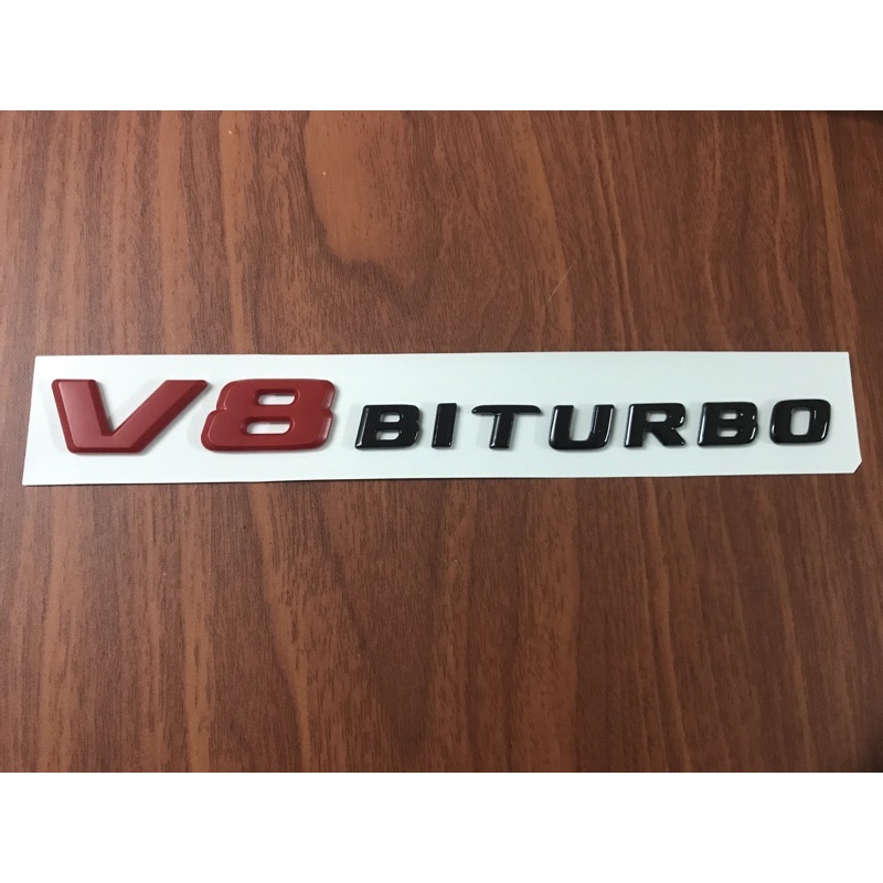 Chữ V8 biturbo đỏ mercedes G63