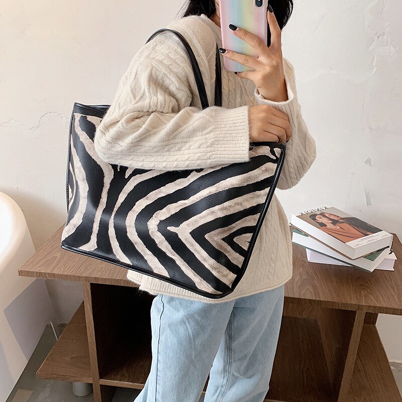 Túi Đeo Vai JASMIN NOIR Thời Trang Nữ Thanh Lịch