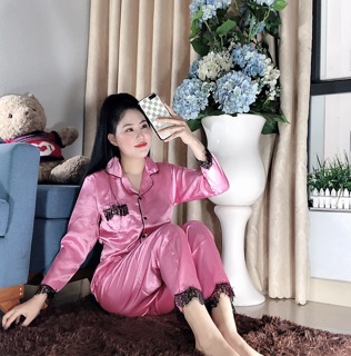 Bộ lụa phối ren tay dài quần dài