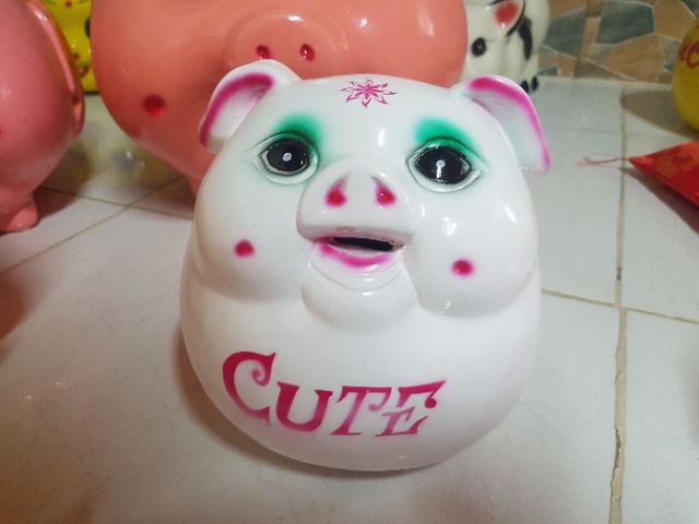 Lợn tiết kiệm bụng phệ mắt mở size 1 | BigBuy360 - bigbuy360.vn