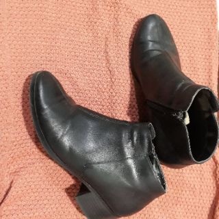 Thanh lý Giày boot Juno 3cm