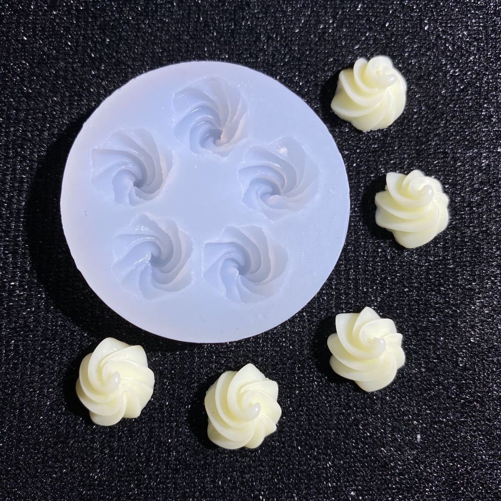 Khuôn Silicone Làm Bánh / Kẹo / Sô Cô La / Món Tráng Miệng Mini Diy
