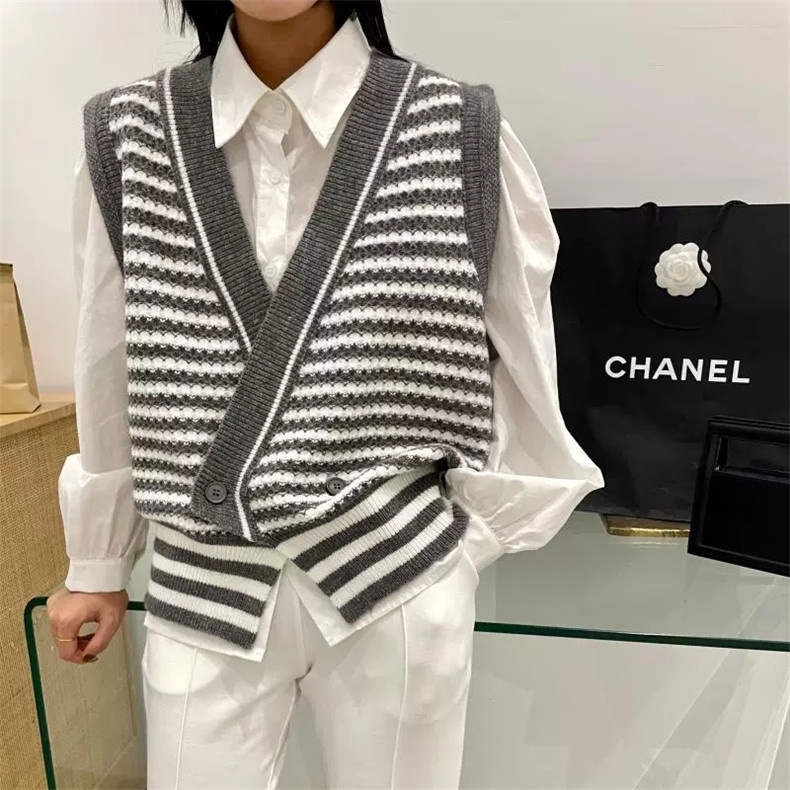 Áo Gile (Ghi lê) Len Kẻ Ngang 2 Cúc | BigBuy360 - bigbuy360.vn