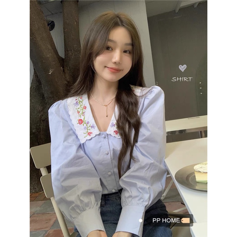 Áo sơ mi vintage cổ V thêu hoa