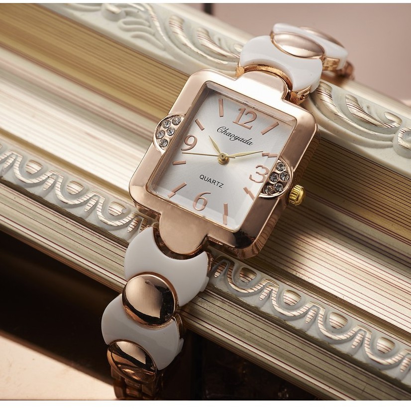 Đồng hồ đeo tay quartz thời trang nữ chất lượng