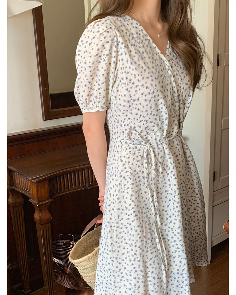 Đầm Hoa Tay Ngắn Cổ Chữ V Thời Trang Dành Cho Nữ