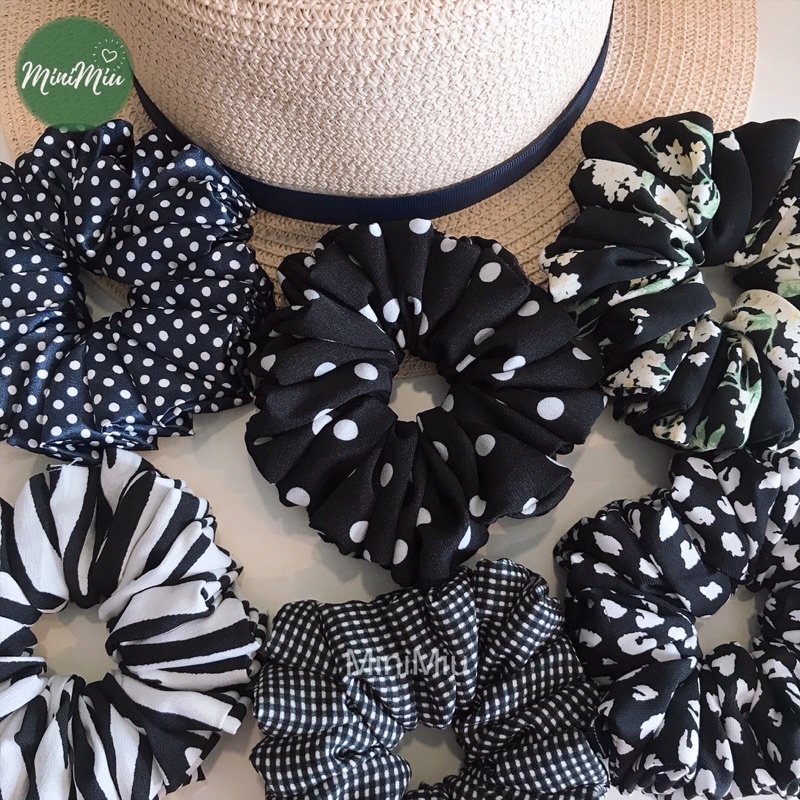 Dây buộc tóc Scrunchies handmade tone trắng đen hoạ tiết, bản rộng 5cm, độ nhún dày chun co giãn tốt