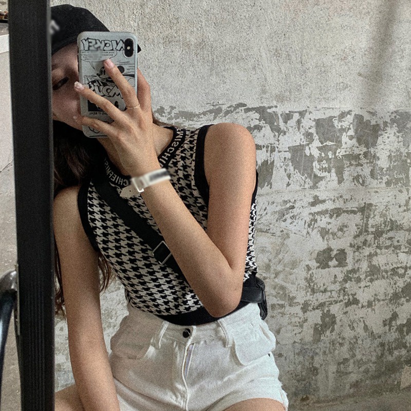 Áo croptop sát nách hoạ tiết in phong cách Retro Hàn Quốc cho nữ