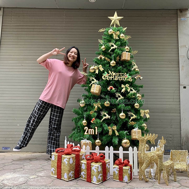 Cây thông noel cao cấp cao 1m,2m,3m- Hàng việt nam sản xuất- Tán lá dày chất lượng chân sắt