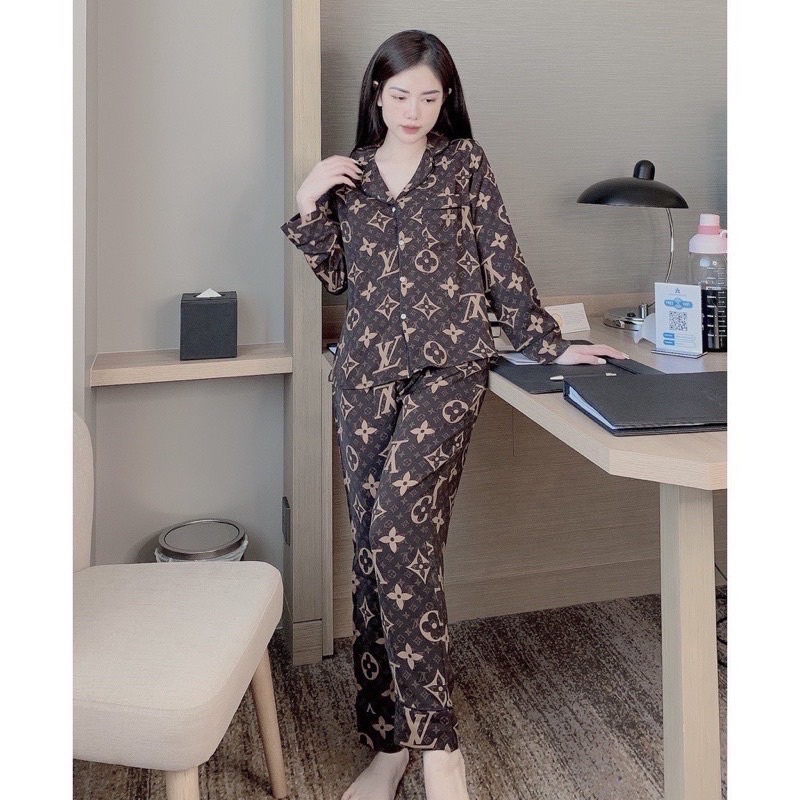 Bộ đồ ngủ pijama nữ dài tay quần dài chất lụa Kate Thái mềm mịn màu nâu họa tiết LV trẻ trung - CD0077