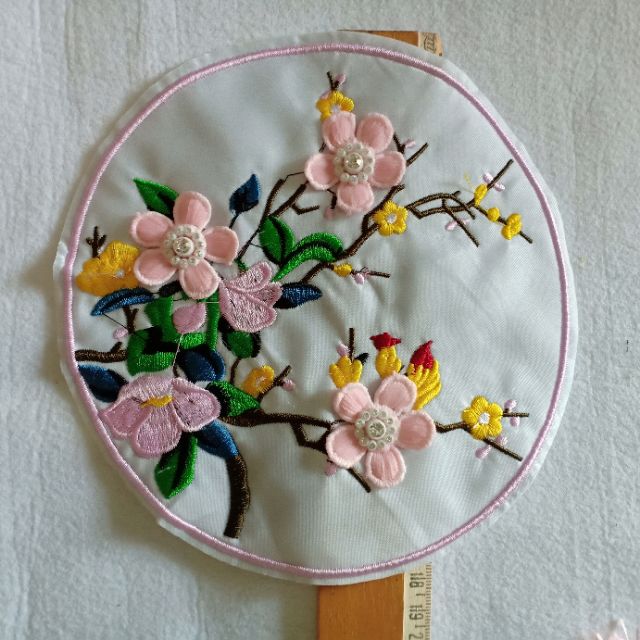 Tấm tròn trang trí