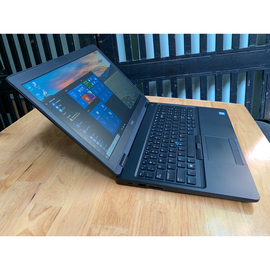 Laptop Dell Latitude 5590 | BigBuy360 - bigbuy360.vn