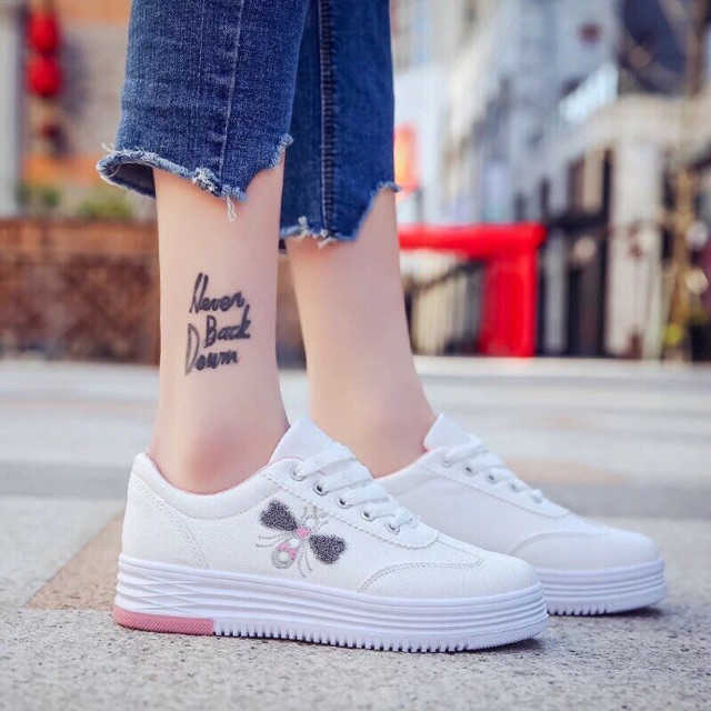 Giày bata