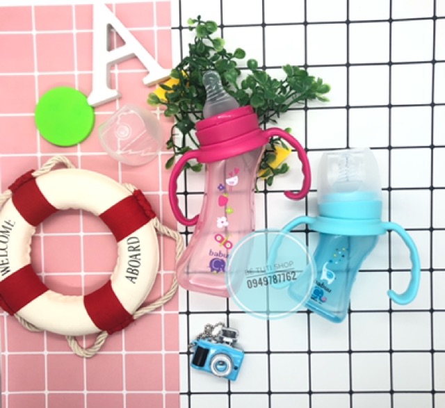 BÌNH SỮA NHỰA PES CỔ NGHIÊNG CHỐNG ĐẦY HƠI BABUU BABY KÈM TAY CẦM 90L/180ML  NHẬT BẢN