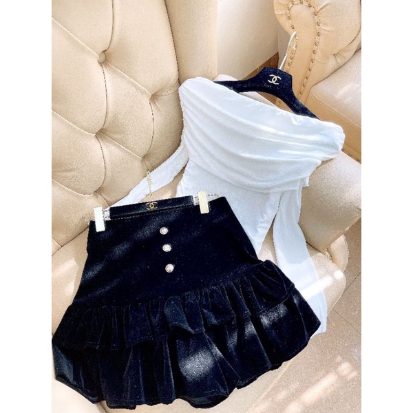 Set váy nữ xinh Áo trễ vai phối váy đuôi cá nhung đẹp.Set đồ ấm áp,dễ thương.Thời trang mùa đông cao cấp