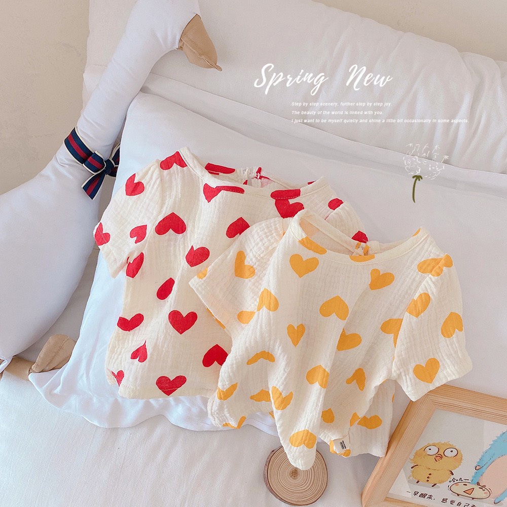 Bộ đồ bé gái mùa hè thoáng mát họa tiết trái tim, vải mềm thấm hút, hàng Quảng châu cao cấp