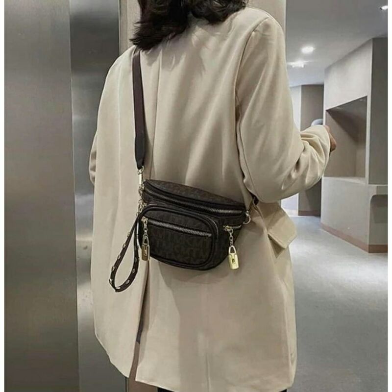 Túi đeo chéo hoạ tiết nâu siêu xinh cá tính