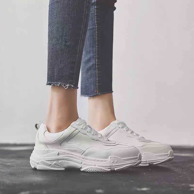 Giày Thể Thao Nữ Nâng Đế Dáng Trơn Trắng Tuyết - DC78