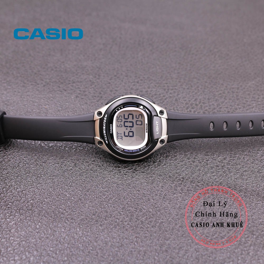 Đồng Hồ Nữ Casio LW-203-1AVDF Dây Nhựa Pin 10 Năm