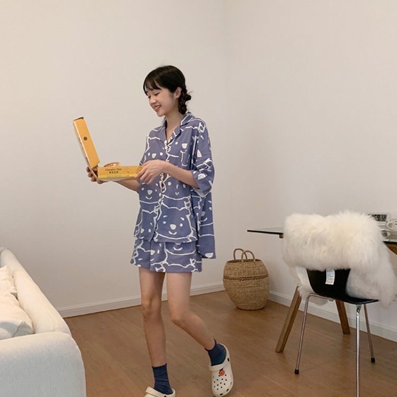 Bộ ngủ pijama gấu xanh tay cộc kate lụa loại 1 yêu luôn